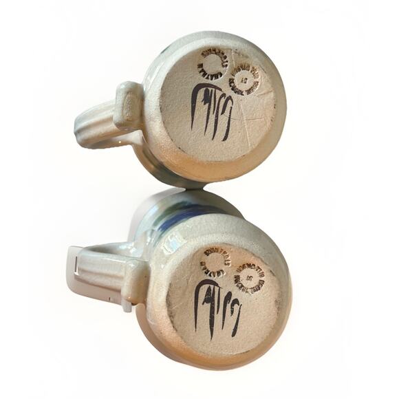 2 Chatham Art Pottery Stoneware Hydrangea Large Coffee Mugs Signed Gill Wilson - Picture 5 of 5